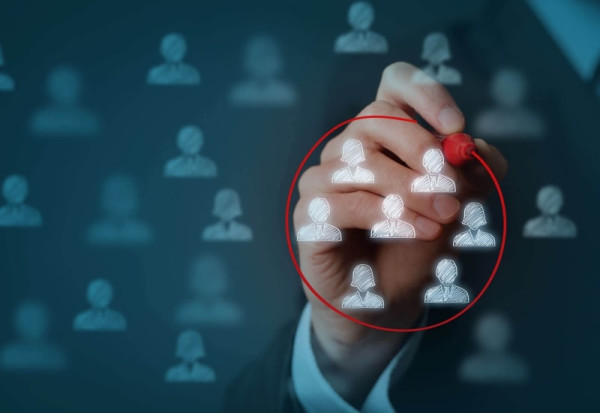 Targeted advertising: effective strategies and methods